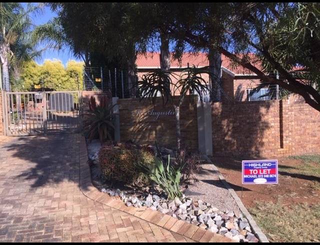 3 BEDROOM TOWNHOUSE FOR SALE IN HONEYDEW